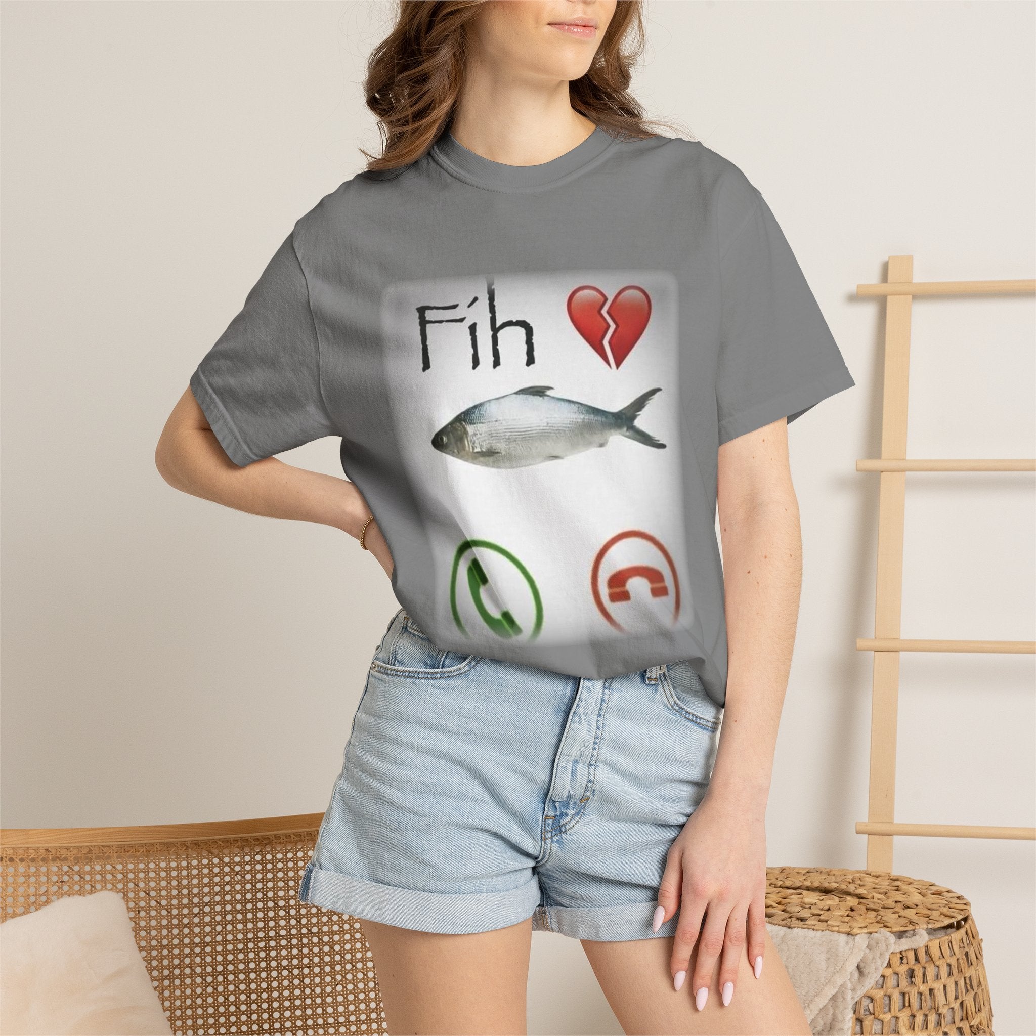 Fih Heart Break Call Meme Shirt | Funny Fish Pun Graphic T-Shirt