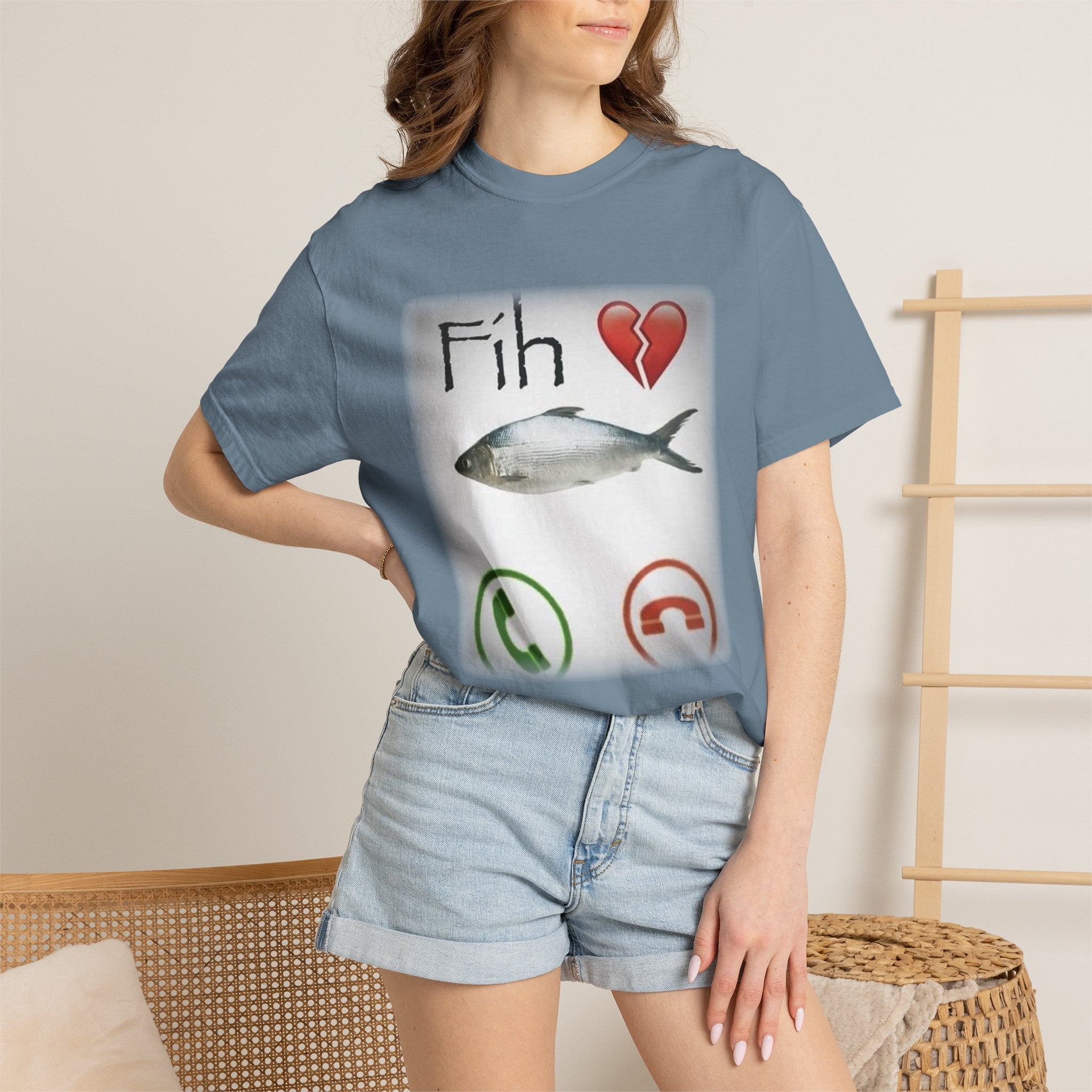 Fih Heart Break Call Meme Shirt | Funny Fish Pun Graphic T-Shirt
