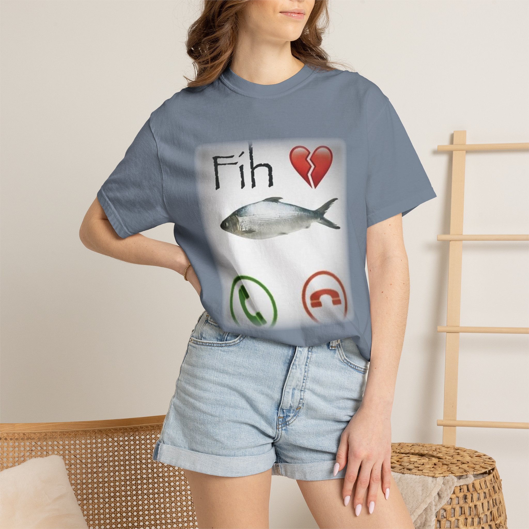 Fih Heart Break Call Meme Shirt | Funny Fish Pun Graphic T-Shirt